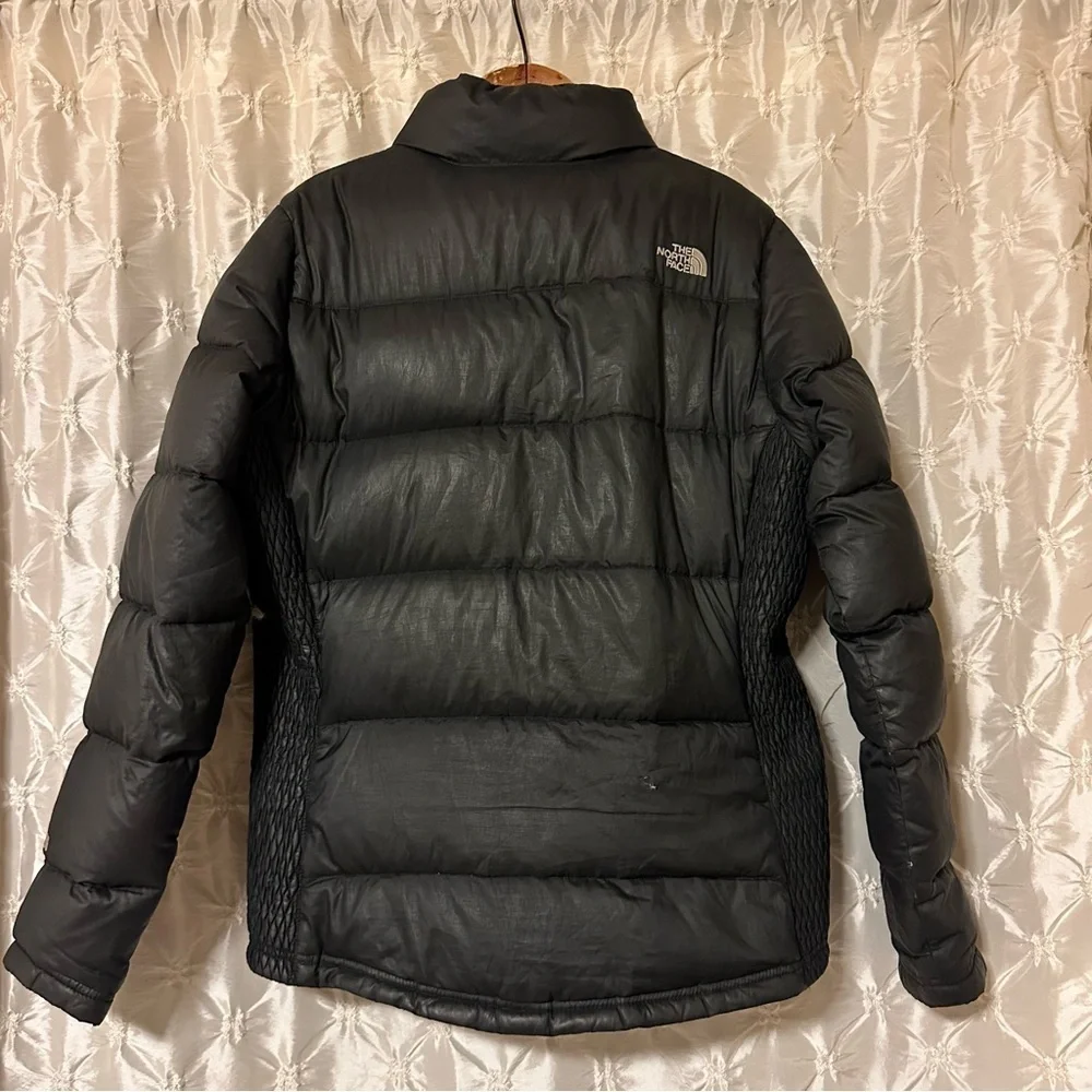 The North Fact Black Quilted 550 Goose Down Puffer Coat Jacket Winter Vintage
